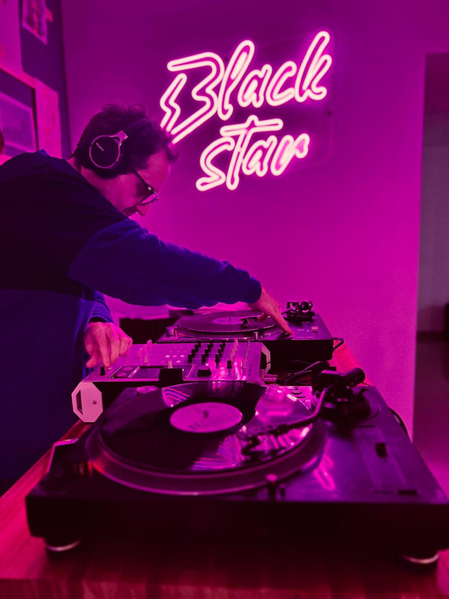 Black Star Art Hostel Neuquén Zewnętrze zdjęcie